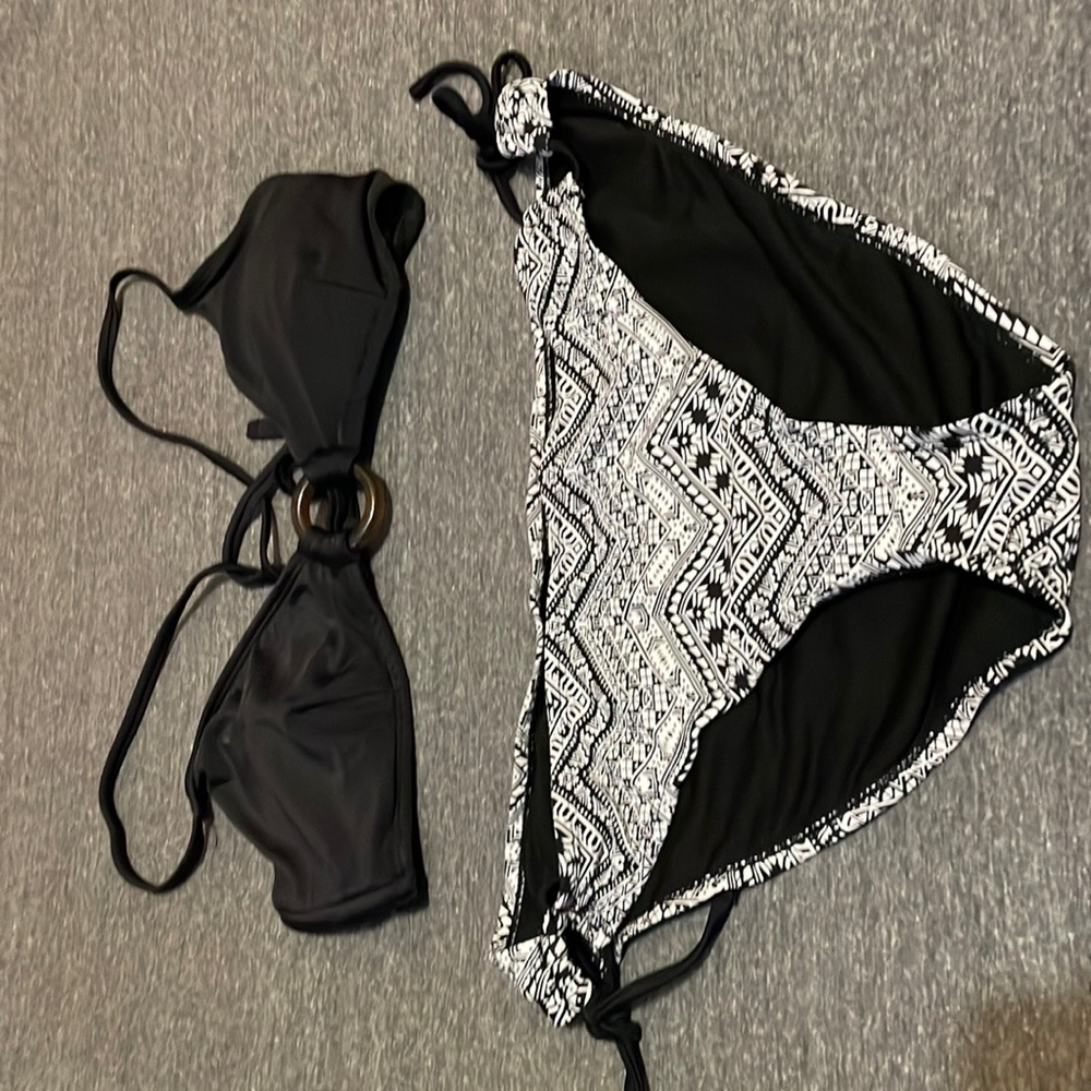 Slightly used minimalist bikini!